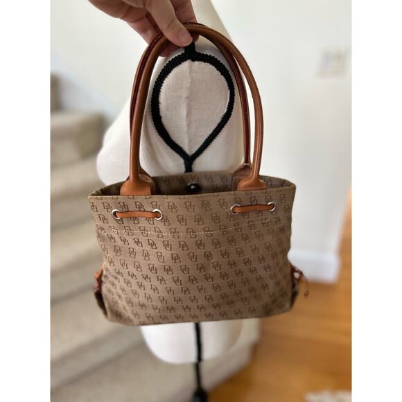 Vintage Dooney & Bourke Signature Monogram Fabric & Tan Leather Shoulder Bag - Picture 3 of 7